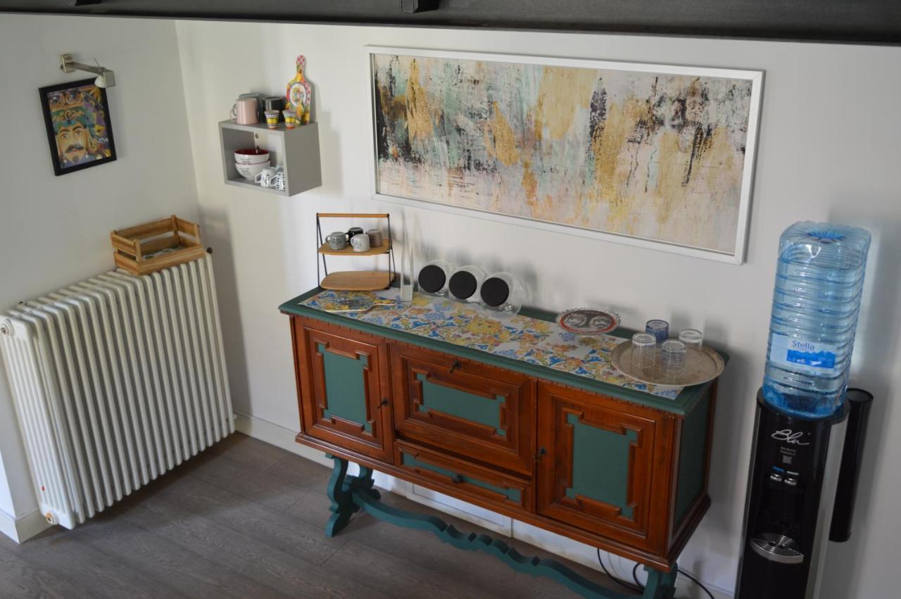 Sunday Suite Palermo Luaran gambar