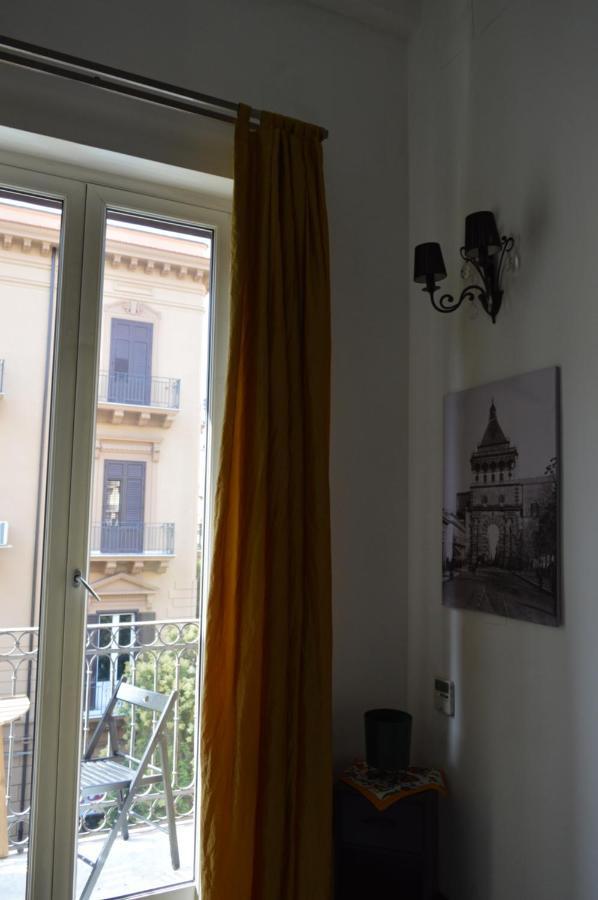 Sunday Suite Palermo Luaran gambar
