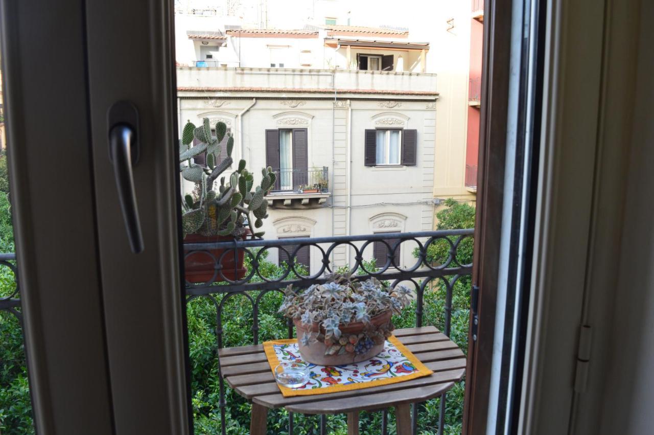 Sunday Suite Palermo Luaran gambar