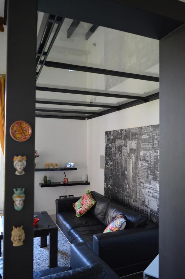 Sunday Suite Palermo Luaran gambar