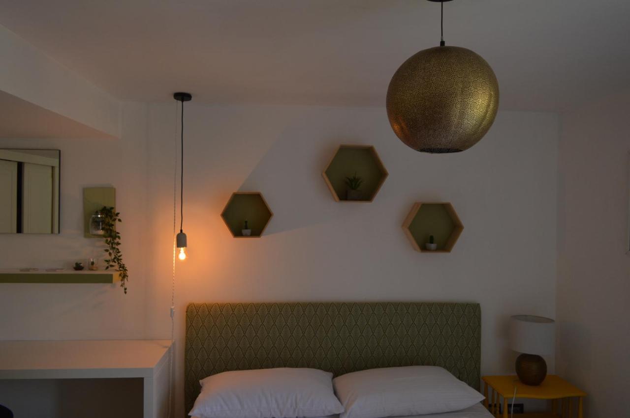 Sunday Suite Palermo Luaran gambar